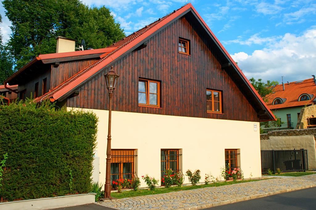 Vila Pod Branou 포프라트 외부 사진